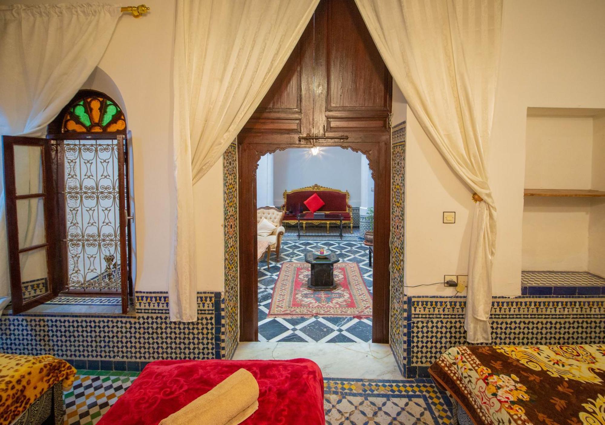 Hello Hotel Fez Buitenkant foto